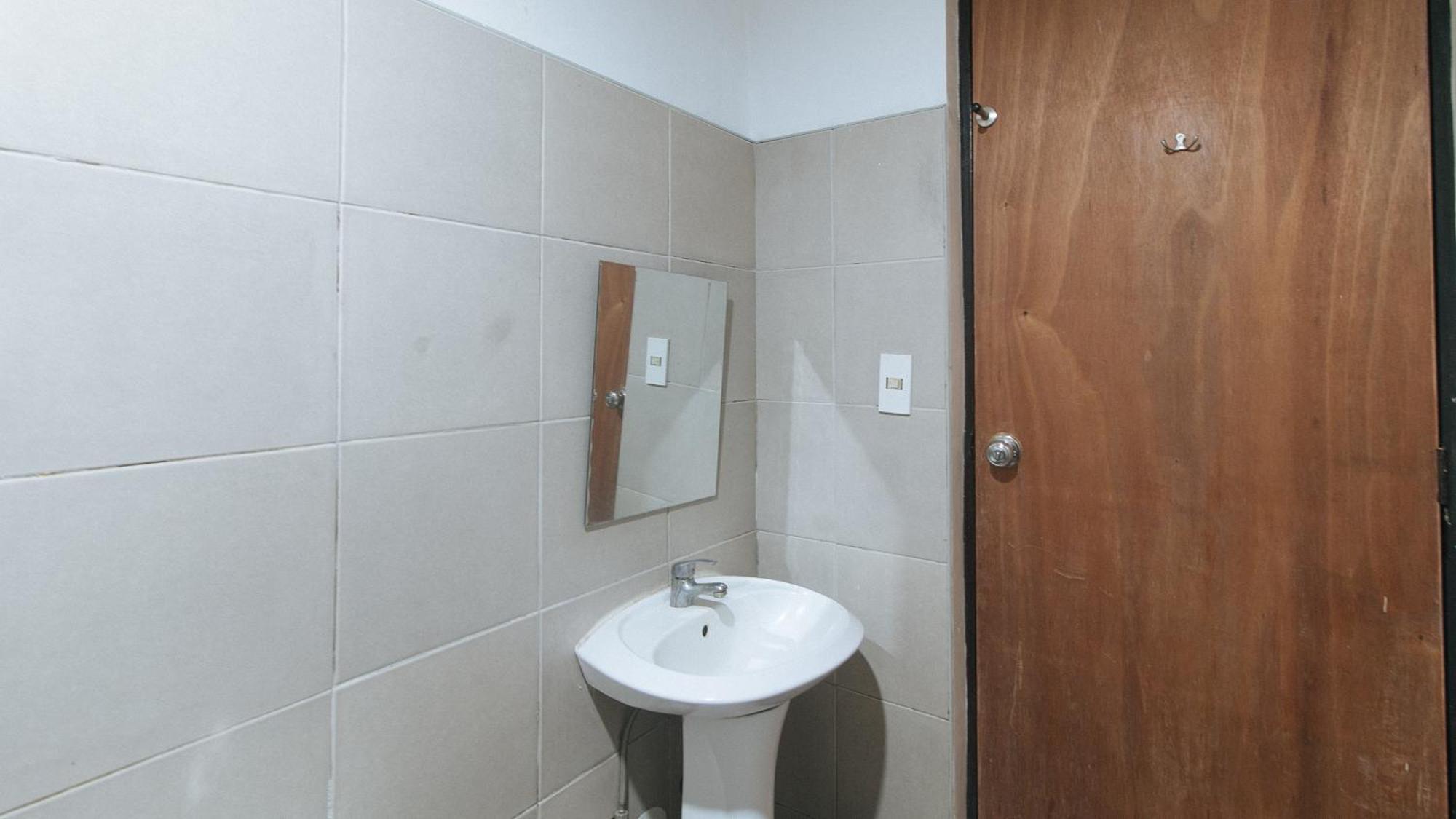 Reddoorz Near Sm City Muntinlupa San Pedro  Exterior foto
